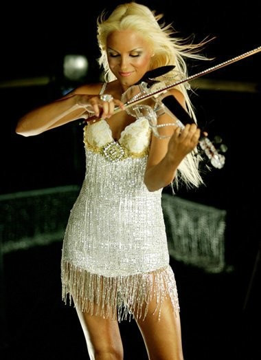 Buralar Yıkılıyor şarkısıyla ünlenmişti Ayça Tekindor'un son haline bakın  - Resim: 1