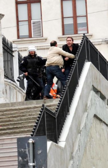 Polis yine öğrencilere müdahale etti! - Resim: 1