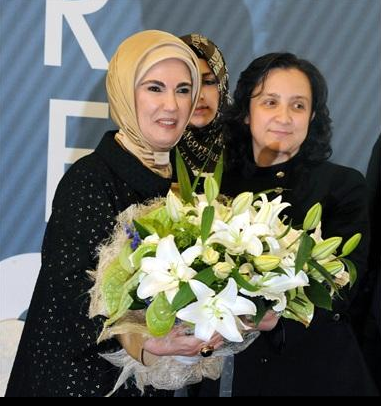 AK Parti'de Emine Erdoğan izdihamı - Resim: 4