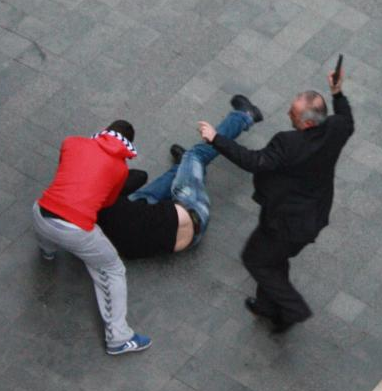 Ortalık karıştı kavgayı böyle ayırdı - Resim: 4