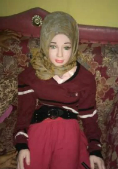 Kıyıya gelen cinsel ilişki bebeğini melek zannettiler türbana soktular - Resim: 3