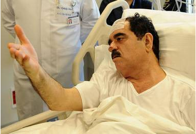 Ünlüler hastanede böyle görüntülendi! - Resim: 1