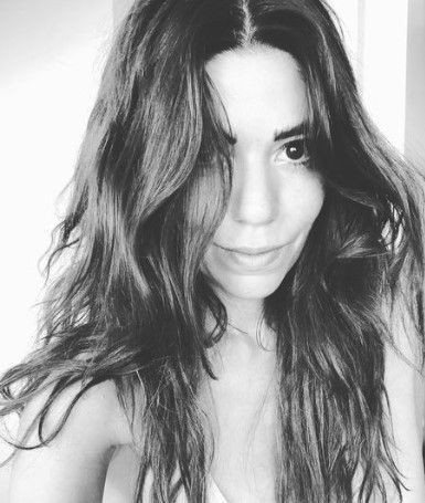 Arkadaşız demişti! Ceren Moray fena halde yakalandı, Alaçatı'da köşe kapmaca oynadı! Doğu Orcan ile... - Resim: 4