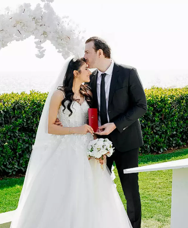 Eski Survivor yarışmacısı Merve Aydın sessiz sedasız evlendi! Düğün pozları beğeni topladı - Resim: 3