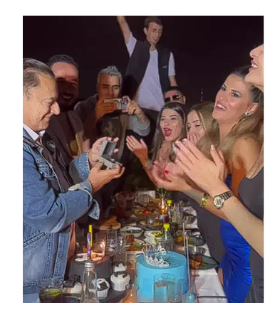 Evlilik yoluna giren Mehmet Ali Erbil'den 'çocuk' sorusuna yanıt! "İbrahim Tatlıses beni aradı, dedi ki..." - Resim: 1