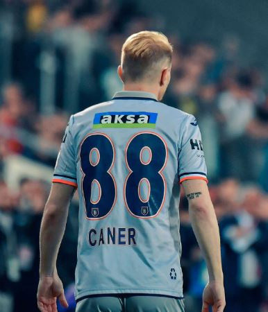 Caner Erkin imaj değiştirdi sosyal medyanın diline düştü! Herkes aynı yorumu yapıyor - Resim: 1