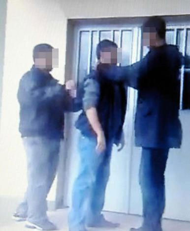 Gençlerin tehlikeli oyunu - Resim: 2