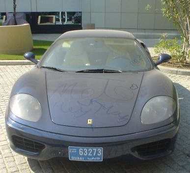 Anahtarı üstünde sahipsiz lüks otolar - Resim: 1