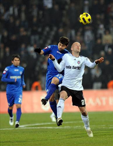 Q7 ve çetesi beş attı - Resim: 2