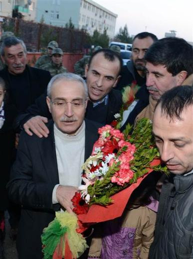 Tutuklu BDP'li vekillerin tahliye sevinci - Resim: 1