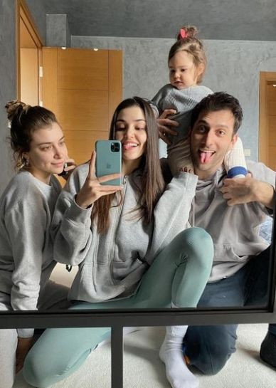 Hande Erçel'i hüngür hüngür ağlatan teşekkür! Sende annemi görüyorum - Resim: 3