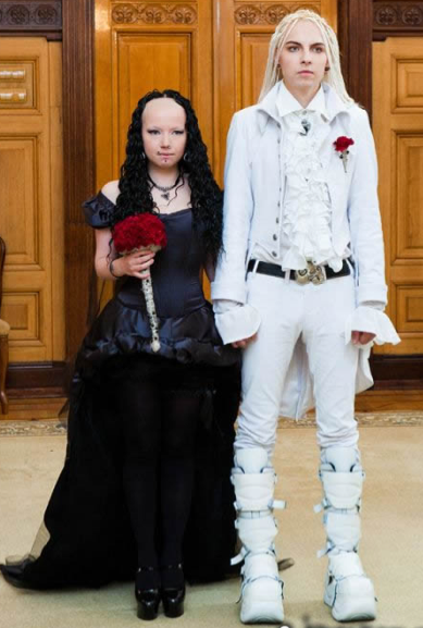 Böyle gelin damat görmediniz! - Resim: 1