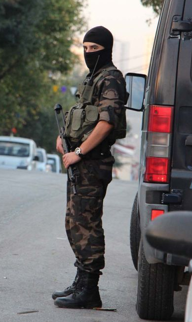 İstanbul'da aksiyon filmi gibi operasyon - Resim: 2