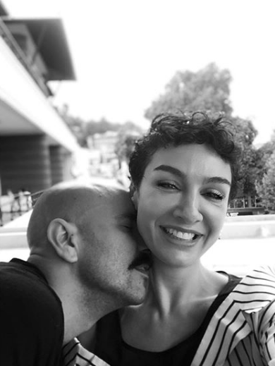 Birce Akalay sosyal medyada sevgilisiyle aşk fotoğrafını paylaştı! - Resim: 4
