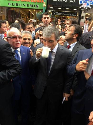 Abdullah Gül, Kayseri'de esnaf ziyaretinde bulundu - Resim: 2