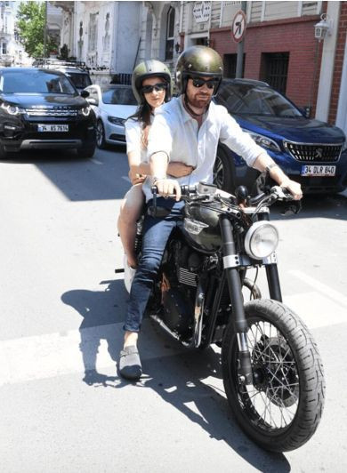 Miray Daner ve sevgilisi Oğulcan Engin trafik sorununu çözdü - Resim: 4