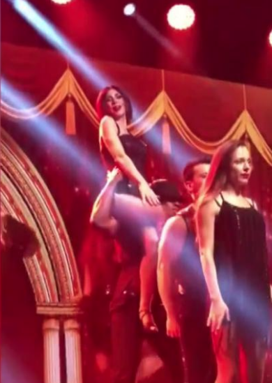 Defne Samyeli ateşli dansıyla geceye damga vurdu - Resim: 4