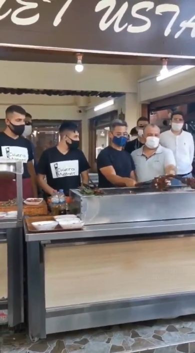 Aamir Khan Adana'da lezzet yolculuğuna çıktı tezgahın başına geçti - Resim: 2