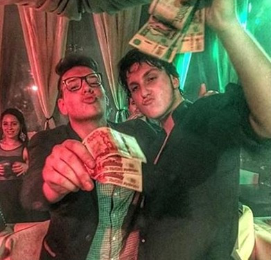 Her pozları olay! Rusya'nın zengin çocuklarına bakın - Resim: 2