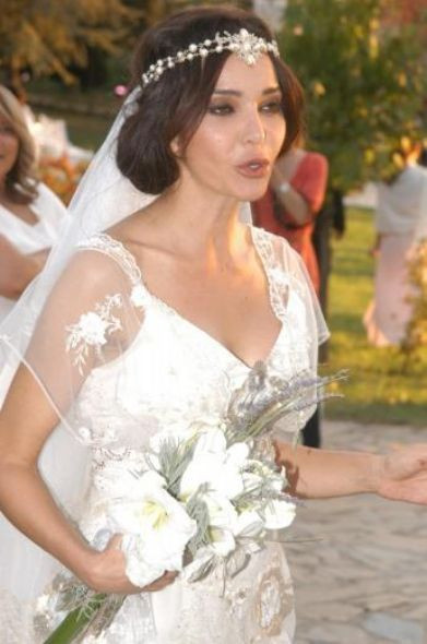 Hande Ataizi böyle evlendi - Resim: 3