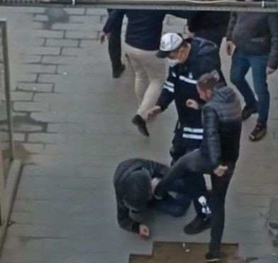 Kocaeli'de tartıştığı eşi bayılınca dövdü sanıldı: Tekme tokat dayak yedi - Resim: 4