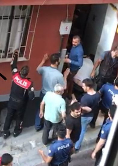 Ev sahibi ve kiracı zam tartışmasında kanlar aktı! 3 katı kira vermezsen çık dedi - Resim: 1