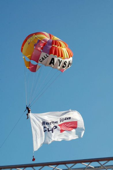 Seçim 2011'den en çarpıcı kareler! - Resim: 3