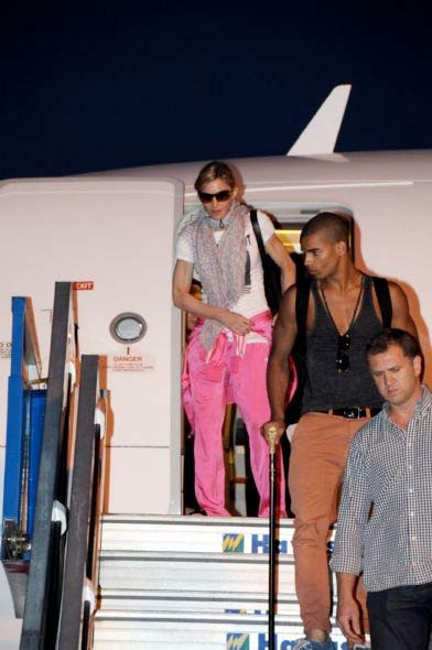 Madonna kırmızı halıyla karşılandı - Resim: 1