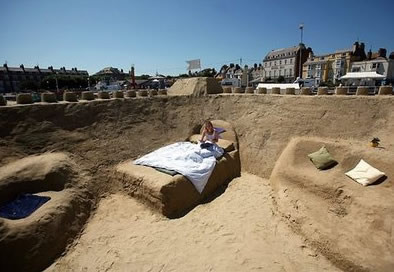 Bu otelin her yeri kumdan - Resim: 1