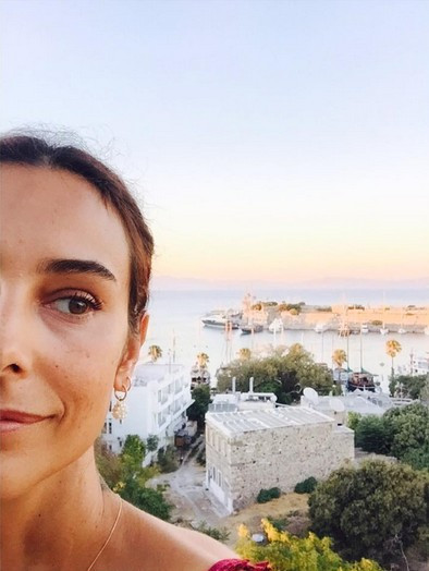 Arzum Onan hiç mi yaşlanmıyor son haline bakın! - Resim: 2