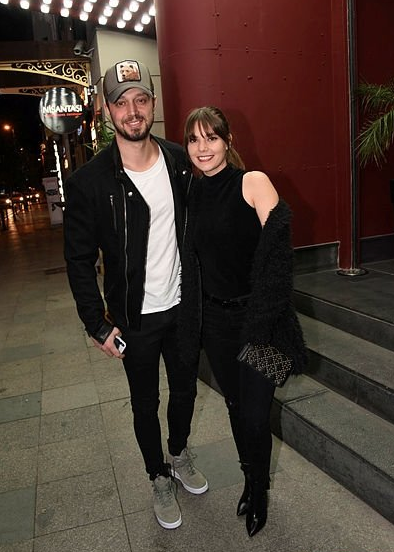 Murat Boz'dan kafaları karıştıran paylaşım! - Resim: 2