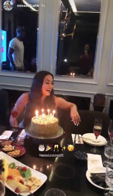 Galatasaray'da dansöz oynatan futbolcular kararı Fatih Terim şaşırttı - Resim: 4