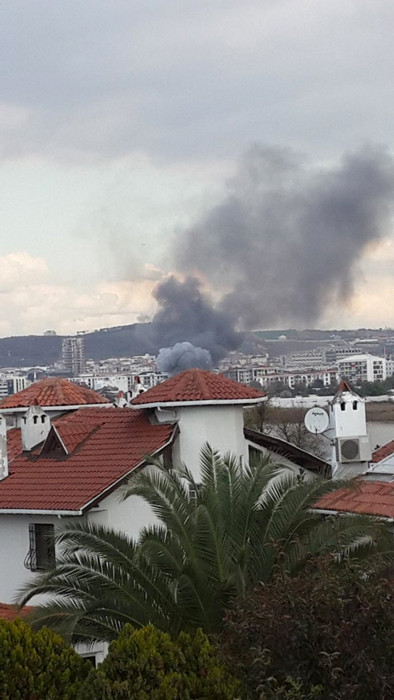 Tuzla'da benzin istasyonunda patlama olay yerinden görüntüler - Resim: 4