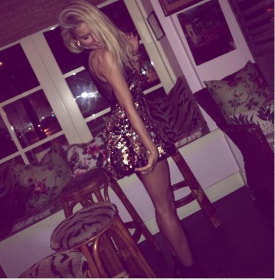 Burcu Esmersoy'un eski haline bakın saçlara dikkat! - Resim: 2