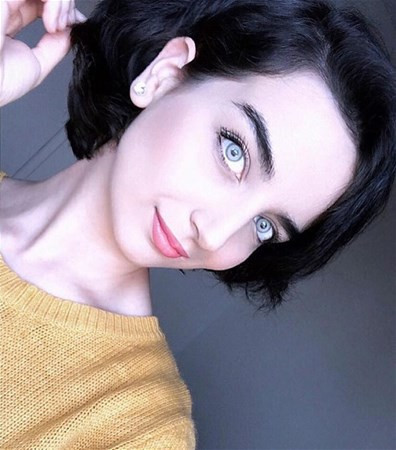 Tuba Büyüküstün'ün ikizi herkesi  şaşırttı - Resim: 3