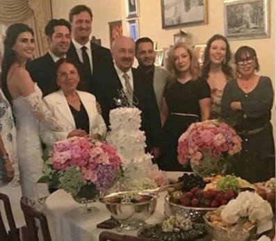 Mert Fırat evleniyor düğün yeri belli oldu...İdil Fırat kimdir - Resim: 2