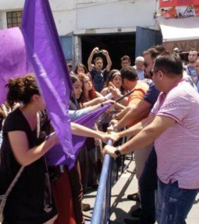 AKP İl Binası önünde kürtaj protestosu - Resim: 1