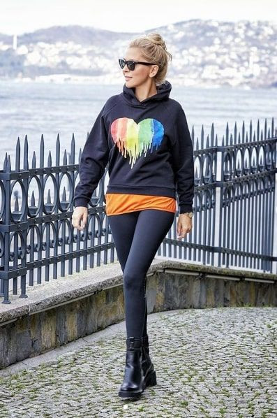 Arzu Sabancı'nın boğaz manzaralı 'Evde kal' çağrısı tepki çekince açıklama yaptı - Resim: 3