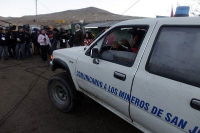 66 gün sonra madencilere ulaşıldı - Resim: 4