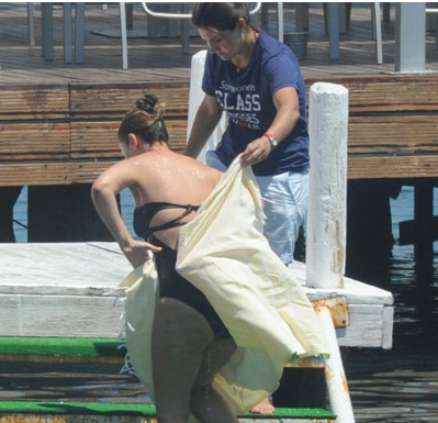 Gülben Ergen'in selülitleri dehşete düşürdü - Resim: 4