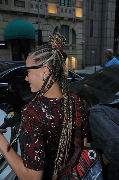 Serenay Sarıkaya'nın şok eden Kerem Bursin sürprizi  - Resim: 4