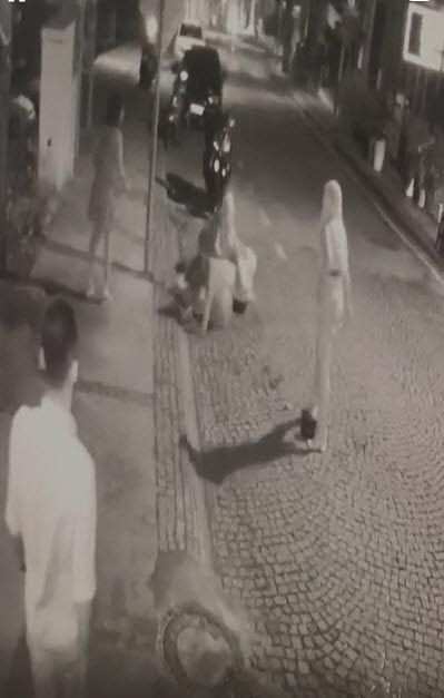 Muğla'da kadınların 'Neden bakıyorsun' kavgası! İçki bardağıyla saldırdı - Resim: 2