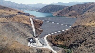 Elazığ'da gören gözlerine inanamadı barajın son hali içler acısı! Tehlike çanları çalıyor - Resim: 1