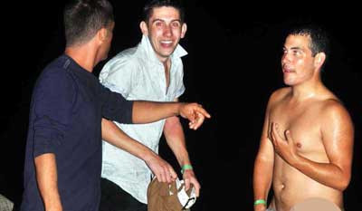 Bodrum'da çıplak turist ortalığı karıştırdı! - Resim: 4