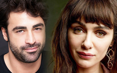 Birce Akalay'ın yeni aşkı yatak pozuyla ifşa oldu! Bakın o isim kim