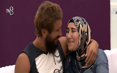Adem ile ailesinin duygusal buluşması!