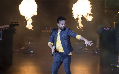 Tarkan Harbiye'yi salladı! Bakın konsere kimler geldi