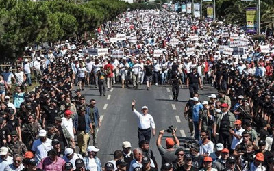 Kılıçdaroğlu’nun miting alanına yürüyüşü başladı