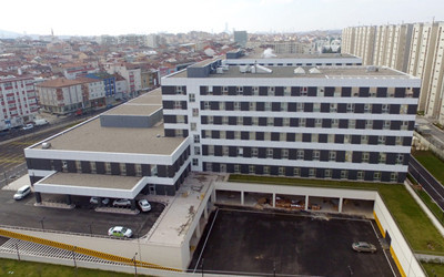Hastanelerdeki stajyer öğrencilere ücretsiz yemek servisi