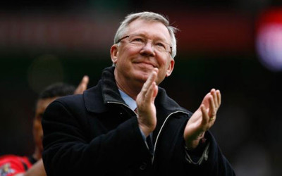 Manchester United'dan Alex Ferguson bombası! Mourinho gitti o geldi
